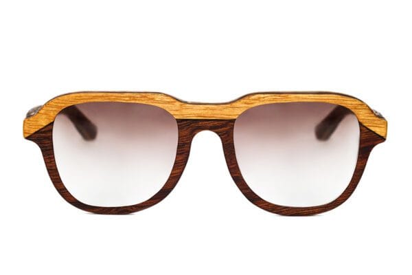Êta wooden frames with hand-polished finish